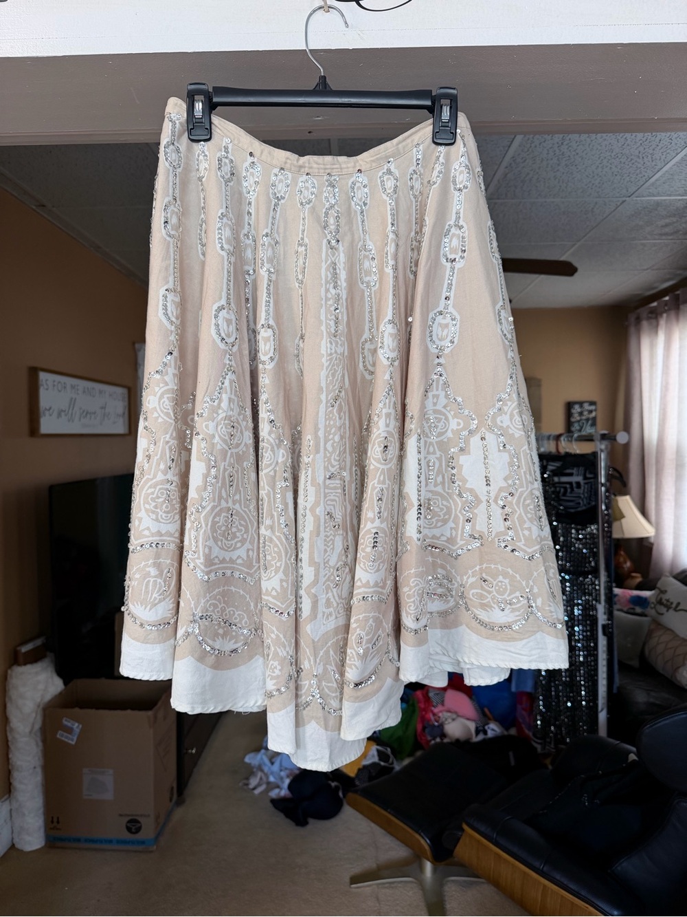 SilkLand Beige & White Embellished Circle Skirt - Picture 2 of 8
